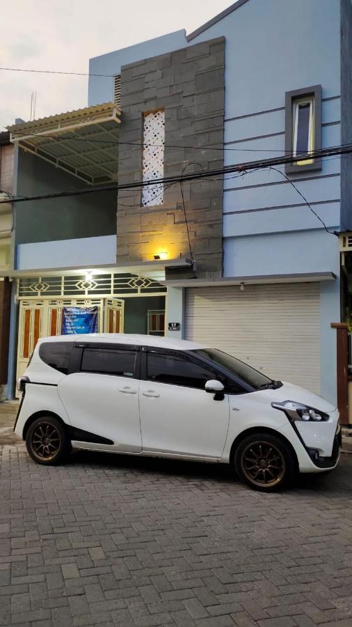 Oyo 91209 Arjuna Residence Syariah Sby Sorabaya Extérieur photo